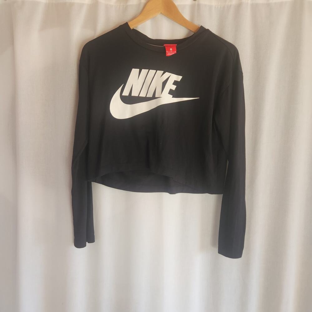 Nike Cropped Black Long Sleeve Womens Medium Tee Shirt